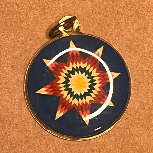 Native American Colorful Star Pendant
G1 - Picture 2 of 4